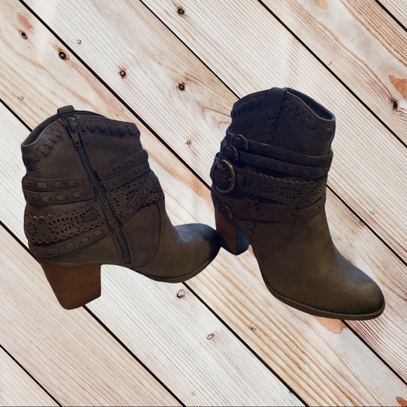 Not Rated Khaki Kandinsky Booties - Picture 2 of 10